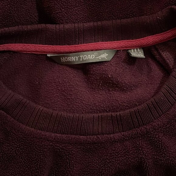 Horny Toad Women's Burgundy Fleece Sweater - Size Medium - Picture 4 of 4
